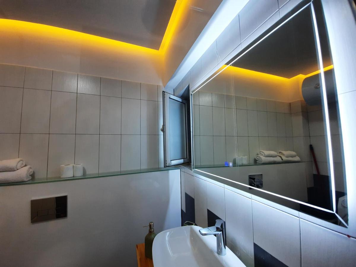 Promenade Apts Apartament Saranda